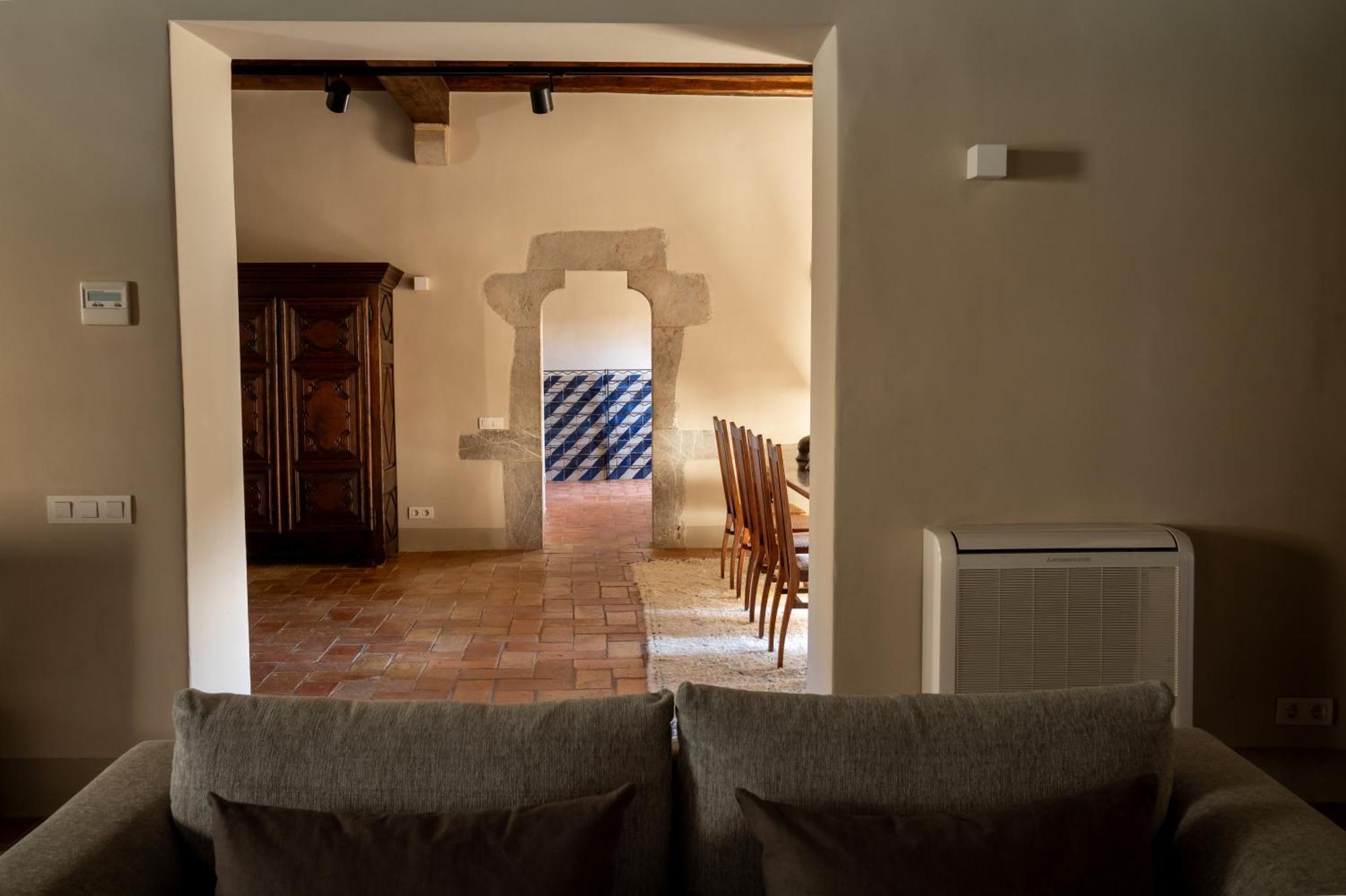 Deco - Casa Castell De Peratallada Exterior photo